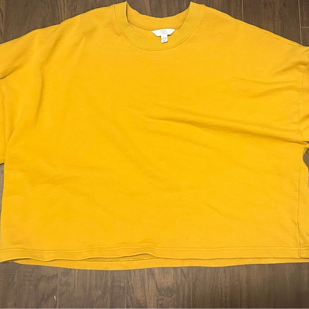 Time & Tru Yellow Oversized Sweatshirt With Balloon Sleeves Size Large - Picture 6 of 7
